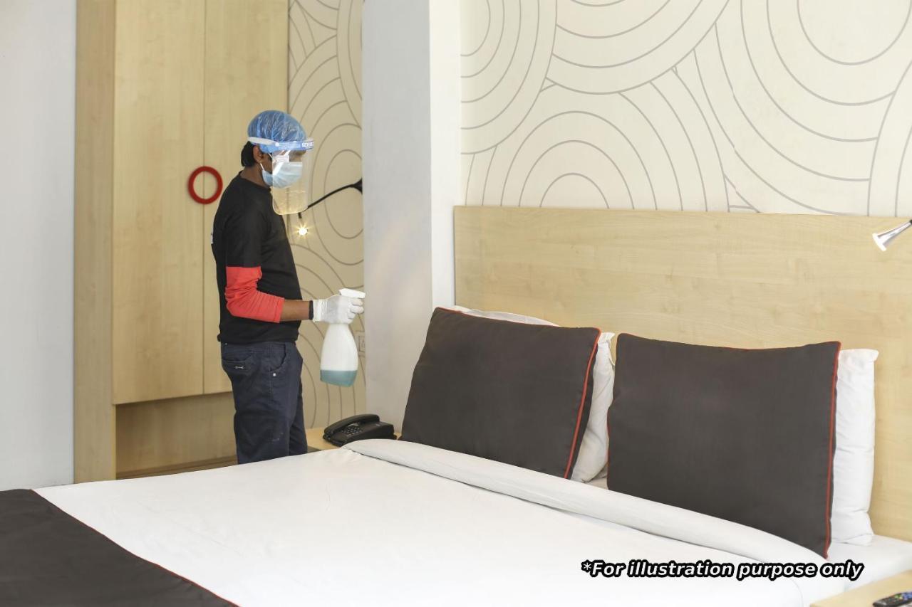 Oyo 78245 Collection O Hotel Crown Inn Navi Mumbai Luaran gambar