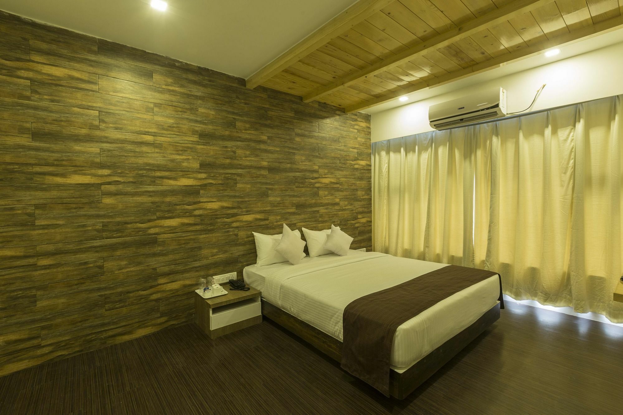 Oyo 78245 Collection O Hotel Crown Inn Navi Mumbai Luaran gambar