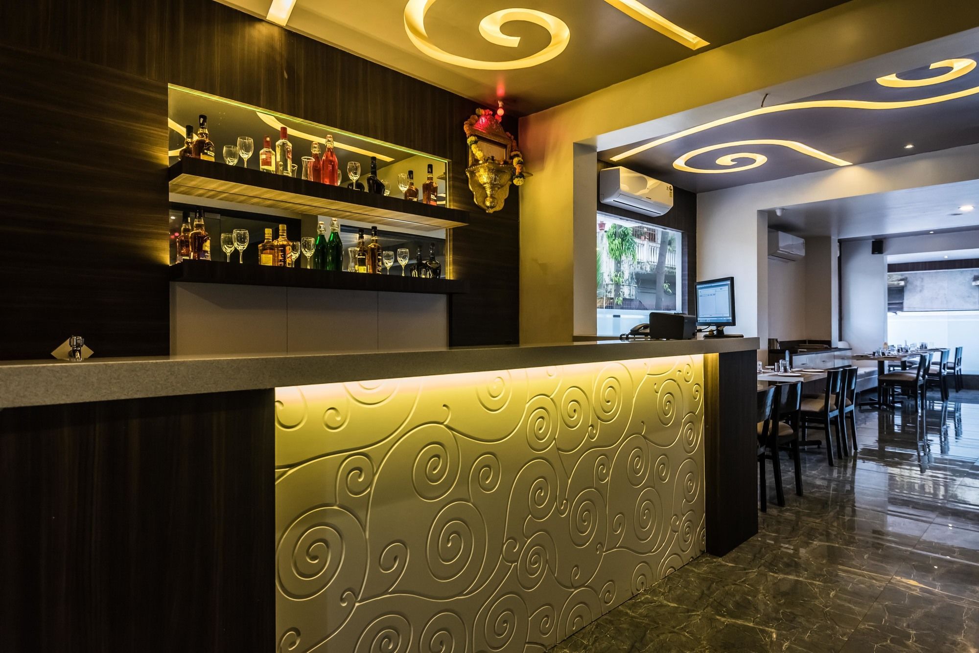 Oyo 78245 Collection O Hotel Crown Inn Navi Mumbai Luaran gambar